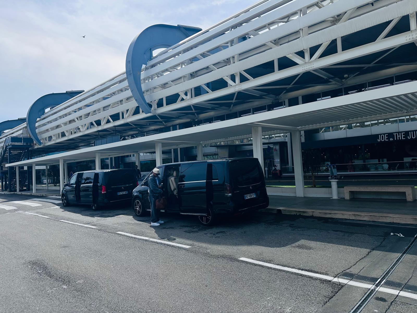 Aéroport Nice Terminal 1 - Dépose passager véhicule VIP