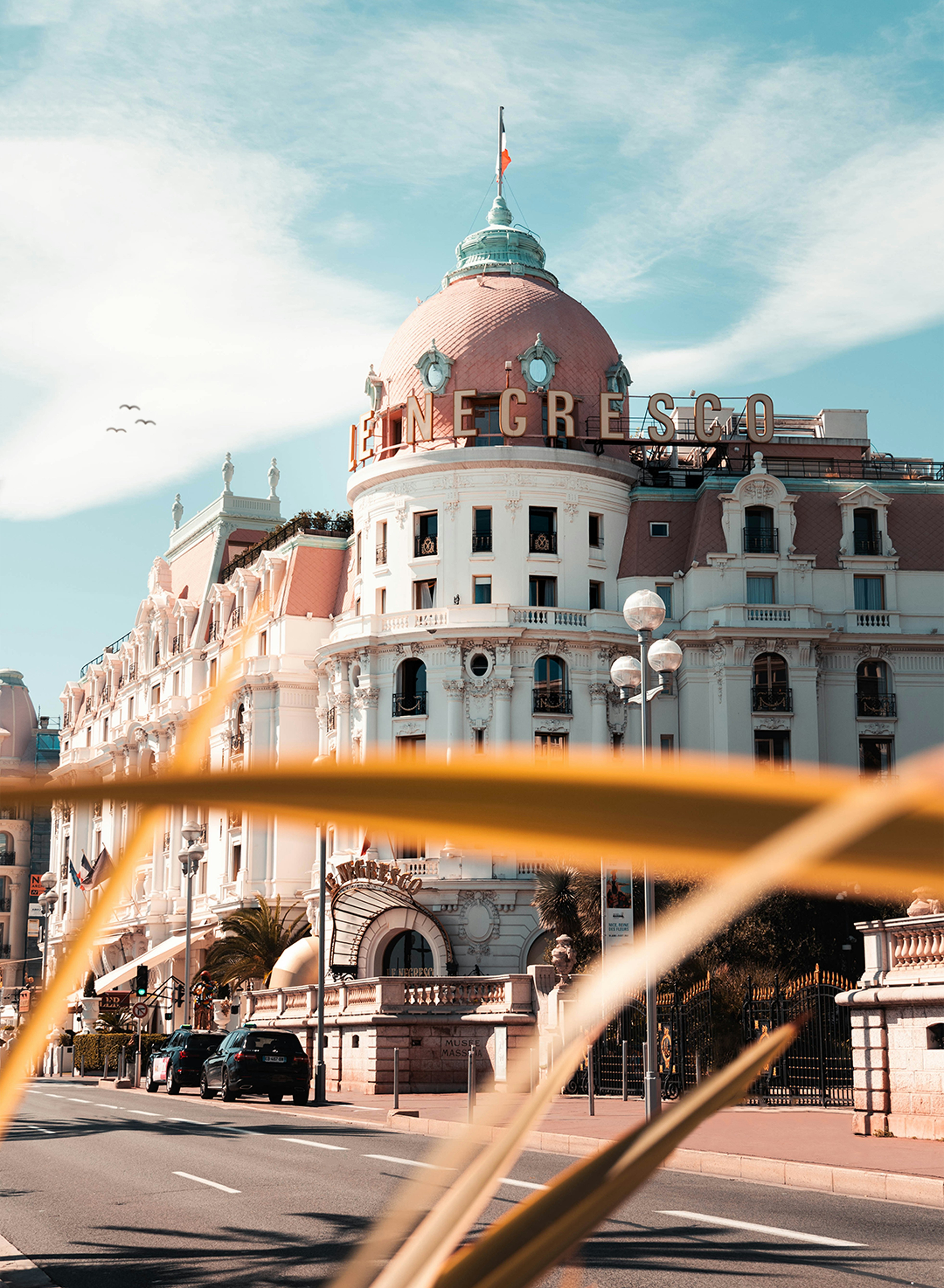 Hôtel Negresco à Nice — chauffeur privé Promenade des Anglais