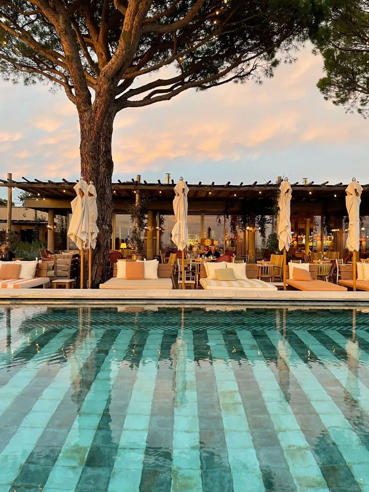 Cheval Blanc Saint-Tropez à Saint-Tropez — chauffeur privé Transfer by Cab